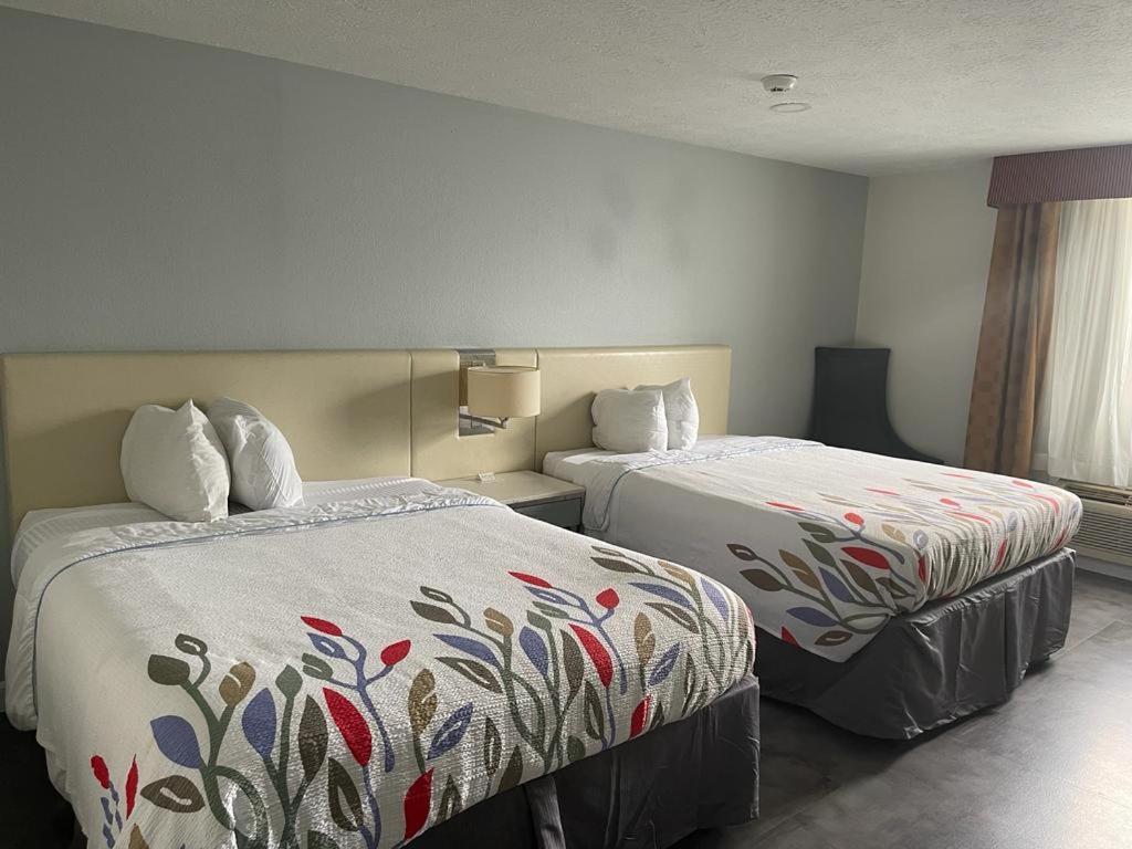 Garnet Waterfront Hotel Indianapolis Kültér fotó