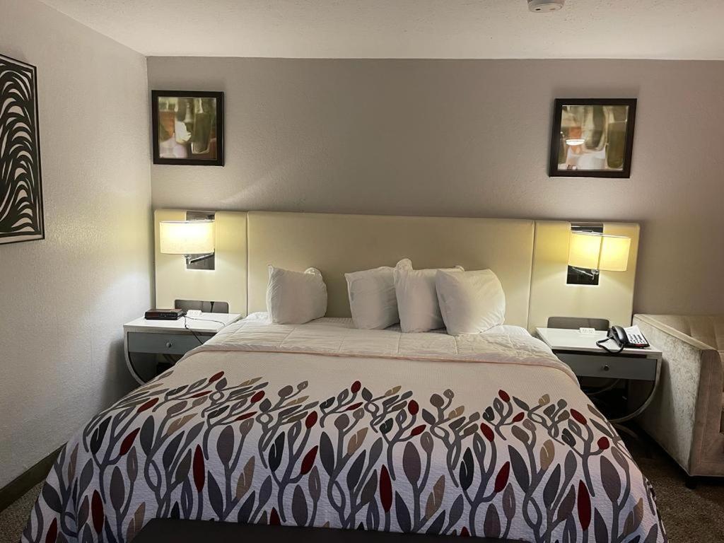 Garnet Waterfront Hotel Indianapolis Kültér fotó
